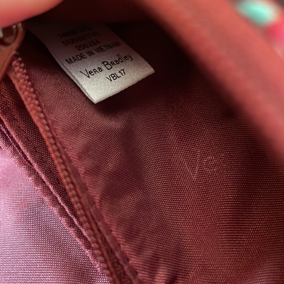 NWT 2-pc Vera Bradley: wristlet & luggage ID tag, both “resort medallion” print - Picture 7 of 12